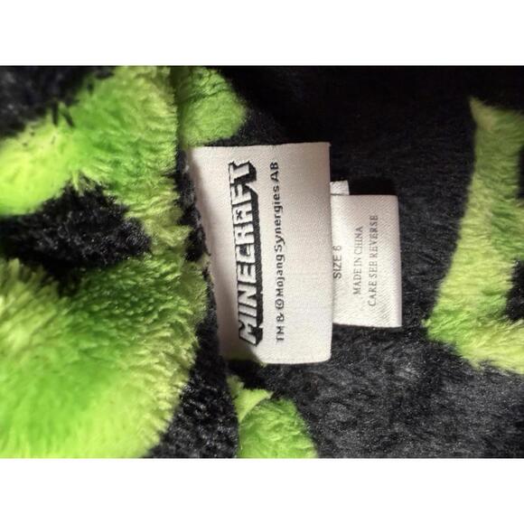 Minecraft Creeper Kids Bathrobe Size 6 - Great Robe! - Picture 4 of 4